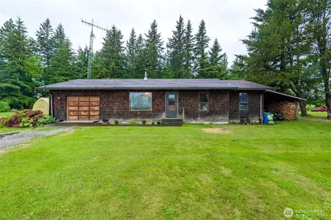 Exterior - 1320 Lunde Ln, Everson, WA 98247 photo 8 of 16