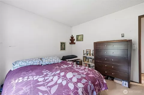 Bedroom - 1320 Lunde Ln, Everson, WA 98247 photo 3 of 4