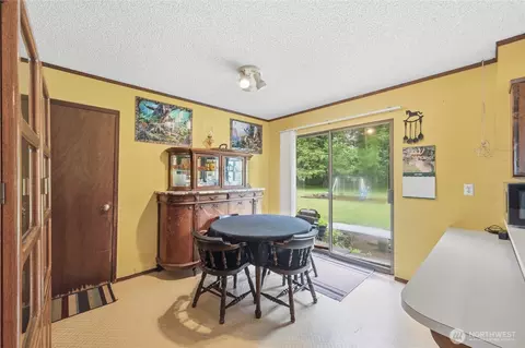 Dining - 1320 Lunde Ln, Everson, WA 98247 photo 1 of 1