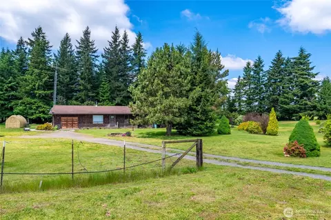 Exterior - 1320 Lunde Ln, Everson, WA 98247 photo 2 of 16
