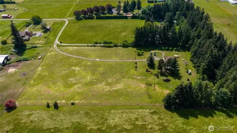 View/Area - 1320 Lunde Ln, Everson, WA 98247 photo 4 of 8