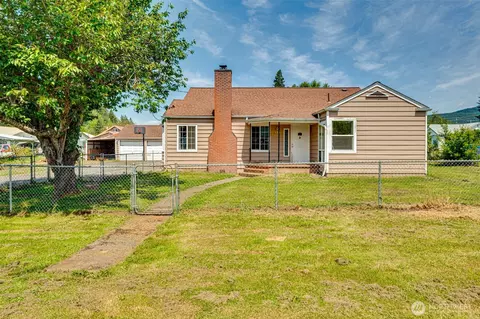 136 Hope St, Mossyrock, WA 98564