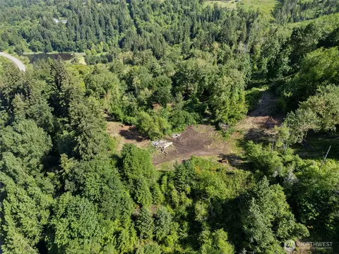 110 N Burke Rd, Woodland, WA 98674