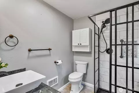 Bath - 341 S Lewis St, Monroe, WA 98272 photo 2 of 4