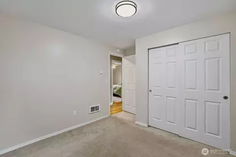 Bedroom - 341 S Lewis St, Monroe, WA 98272 photo 2 of 4