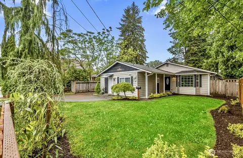 Exterior - 341 S Lewis St, Monroe, WA 98272 photo 2 of 6