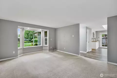 Living - 341 S Lewis St, Monroe, WA 98272 photo 1 of 6