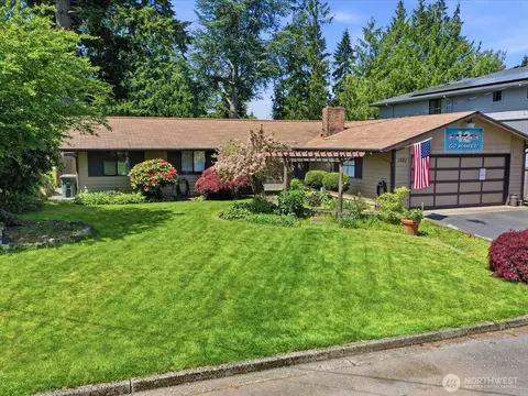 1921 169th Ave NE, Bellevue, WA 98008