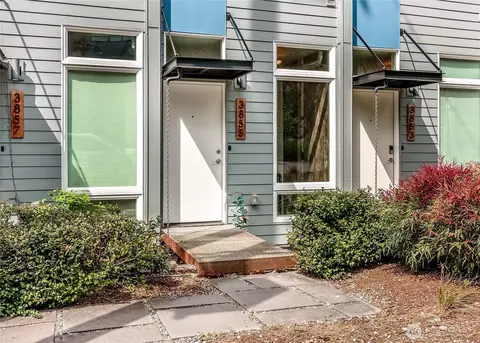 3855 21st Ave SW, Seattle, WA 98106