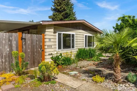 5515 SE Yakima Ln, Lacey, WA 98503