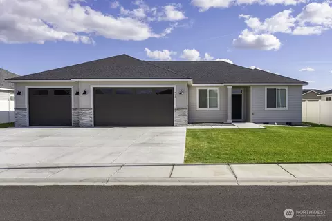 912 7th Ave NE, Ephrata, WA 98823