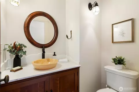 Bath - 2017 36th Ave W, Seattle, WA 98199 photo 1 of 7