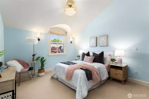 Bedroom - 2017 36th Ave W, Seattle, WA 98199 photo 3 of 3