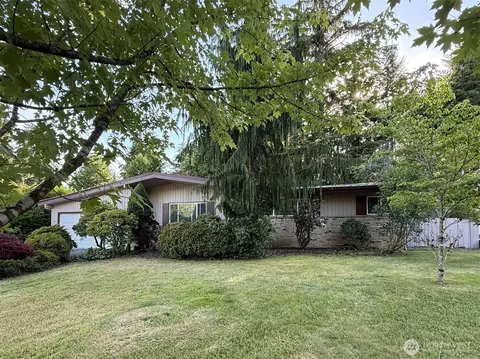 611 N 6th St, Montesano, WA 98563