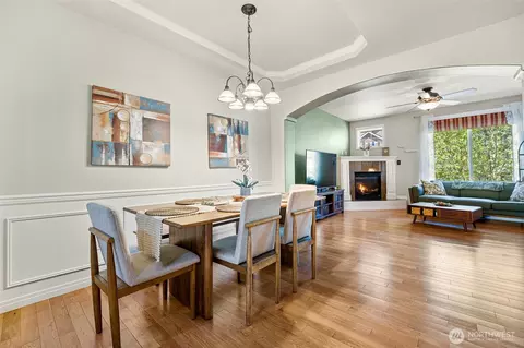 Dining - 524 Pilchuck Path, Everett, WA 98201 photo 1 of 2