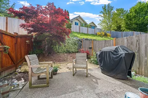 Exterior - 524 Pilchuck Path, Everett, WA 98201 photo 2 of 3