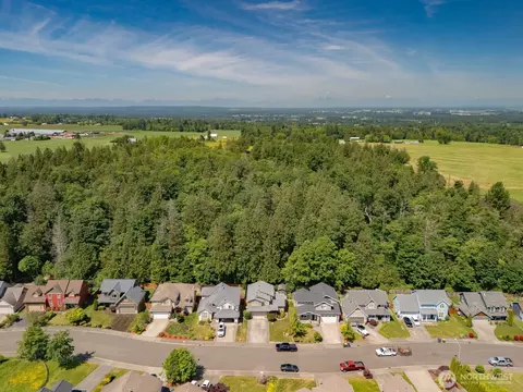 2650 Lochcarron Dr, Ferndale, WA 98248
