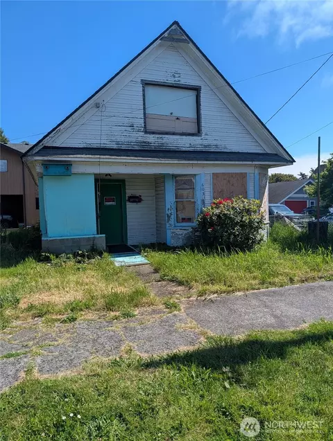 603 6th St, Hoquiam, WA 98550