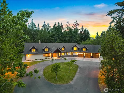 740 9th Ave, Fox Island, WA 98333