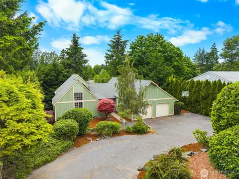 1520 Weathervane Dr, Fircrest, WA 98466