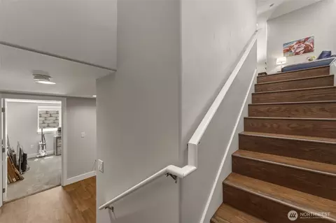 Entry Way - 724 Juniper St, Walla Walla, WA 99362 photo 3 of 3