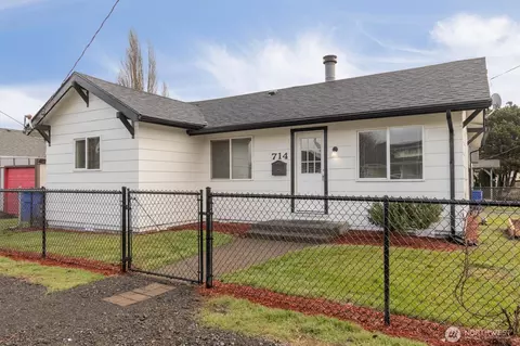 714 S 7th Ave, Kelso, WA 98626