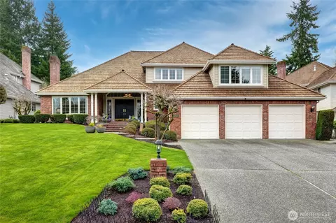 22519 SE 46th Pl, Sammamish, WA 98075
