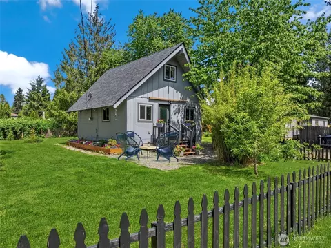 20908 93rd St E, Bonney Lake, WA 98391