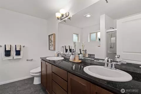 Bath - 16516 2nd Park SE, Bothell, WA 98012 photo 1 of 5