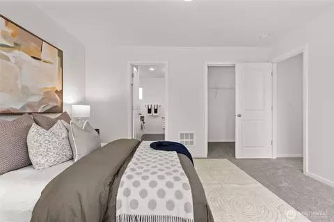 Bedroom - 16516 2nd Park SE, Bothell, WA 98012 photo 4 of 7