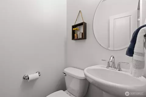 Bath - 16516 2nd Park SE, Bothell, WA 98012 photo 5 of 5