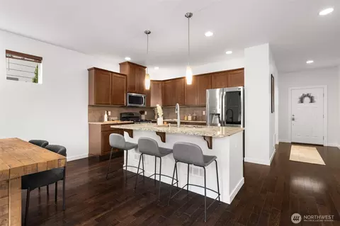 Kitchen - 16516 2nd Park SE, Bothell, WA 98012 photo 1 of 3
