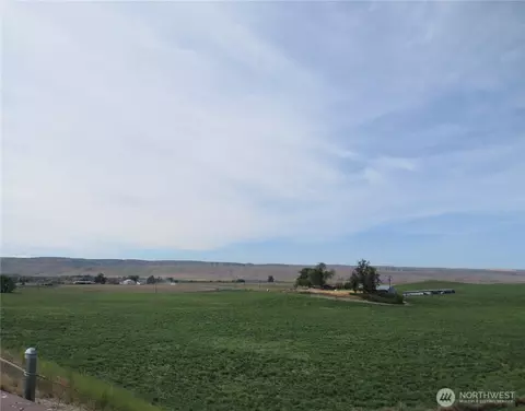 669 Cummins Rd, Touchet, WA 99360