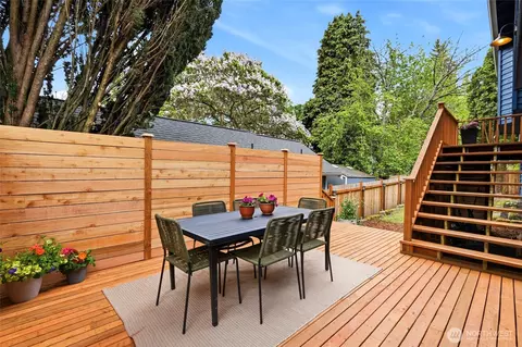 3519 NE 95th St, Seattle, WA 98115