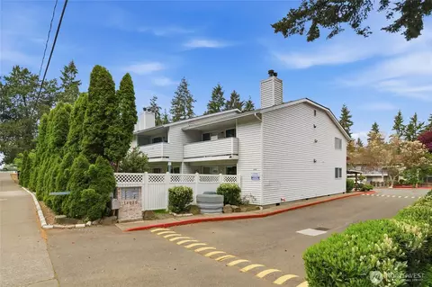 14020 SE 8th St, Bellevue, WA 98007