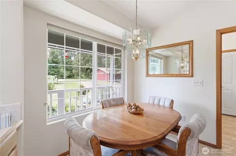 Dining - 1607 Winlock Vader Rd, Winlock, WA 98596 photo 1 of 1