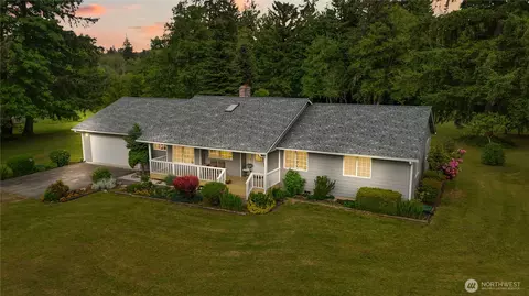 1607 Winlock Vader Rd, Winlock, WA 98596
