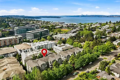521 7th Ave #207, Kirkland, WA 98033