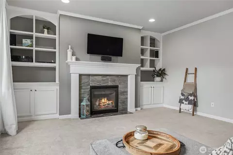 Living - 214 Fielding St NE, Orting, WA 98360 photo 1 of 2