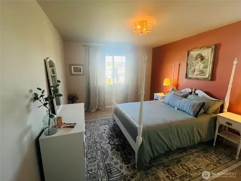 Bedroom - 214 Fielding St NE, Orting, WA 98360 photo 1 of 2
