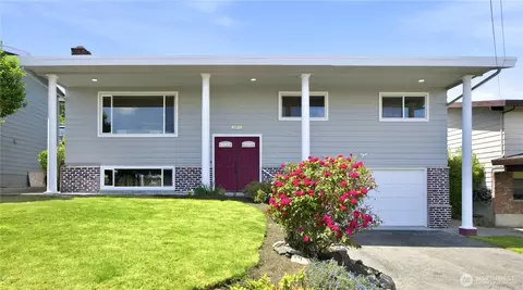 8220 S 120th St, Seattle, WA 98178
