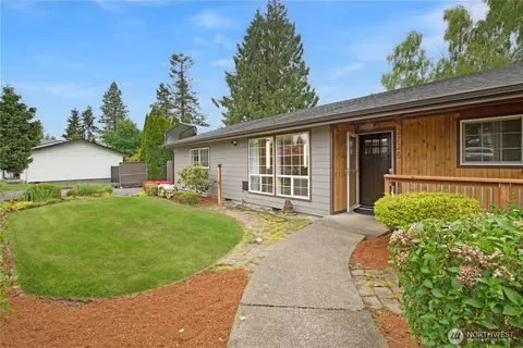 2725 124th Avenue Ct E, Edgewood, WA 98372