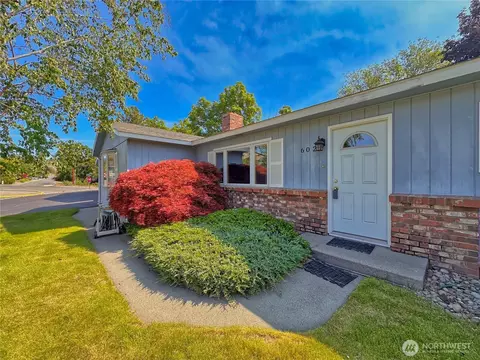 602 Ironwood St, Omak, WA 98841