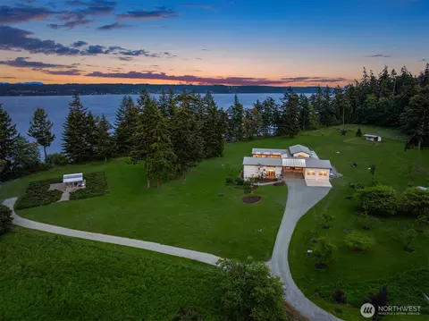 1035 Susan St, Coupeville, WA 98239