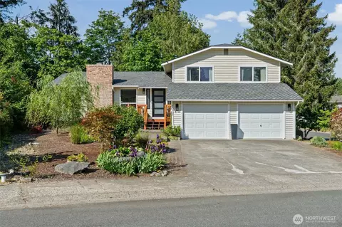 15932 SE 166th Pl, Renton, WA 98058