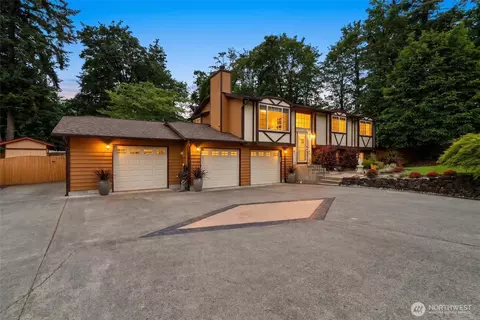 32007 226th Ave SE, Kent, WA 98042