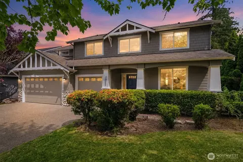 24923 NE 3rd Pl, Sammamish, WA 98074
