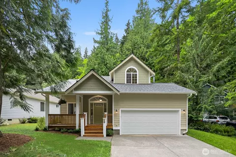14 Rocky Ridge Dr, Bellingham, WA 98229
