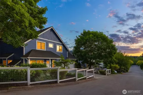 705 Moji Ln NW, Bainbridge Island, WA 98110