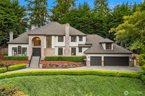 4651 171st Ave SE, Bellevue, WA 98006